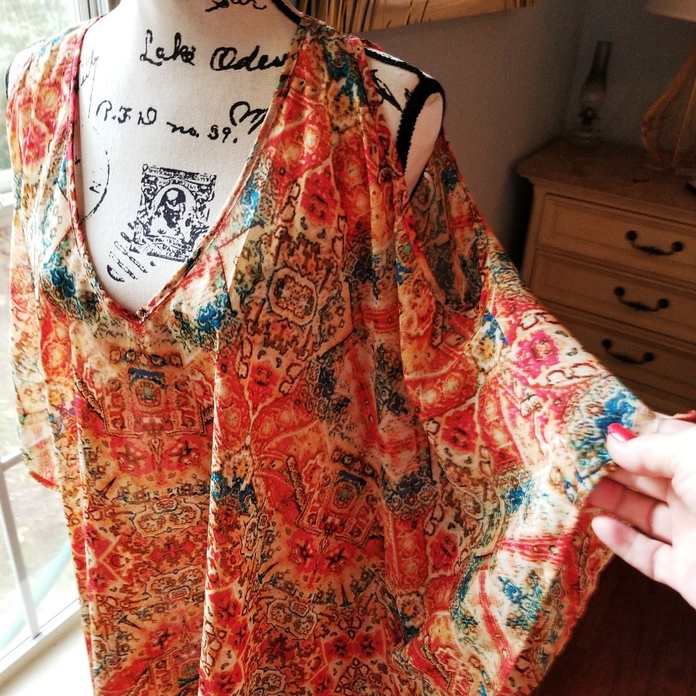 Show Me Your MuMu off the shoulder Peta tunicl - Picture 2 of 4